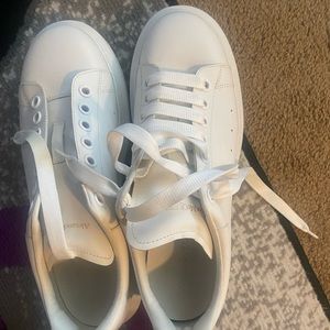 A Good condition A.McQueen sneakers